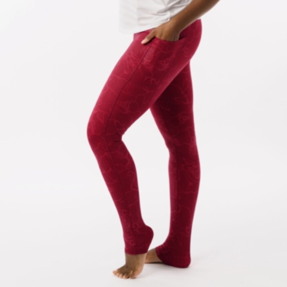 ⭐️ZYIA Rosa Maze Pocket Light n Tight Hi-Rise Legging Size 6-8⭐️